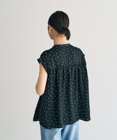 YECCA VECCA ドット柄ギャザーブラウス