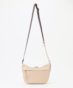 Y'SACCS ハーフムーンボディショルダーバッグ