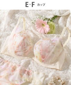 Wing 【エアリーソフトブラ】　ふんわりエアリーな着用感　脇から背中すっきり　ウイング／ワコール　KB2202