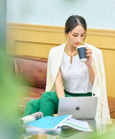 BEIGE， 【WEB限定】AUBIN / バイカラートップス