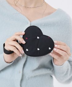 LeSportsac HEART WRISTLET/レッド/ホワイトハートEMB