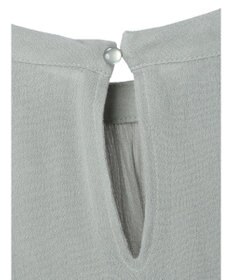 Green Parks ・Ｐｅｔｉｔ　Ｆｌｅｕｒ　ラッフルショルダーブラウス