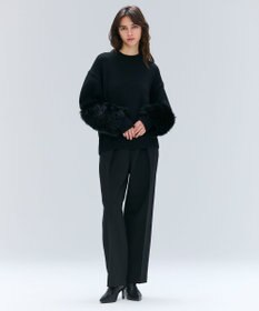 BEIGE， 【洗える・VERY NaVY12月号掲載】CHESTER / フェイクファークルーネックニット