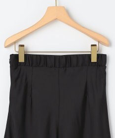 組曲 【WEB限定】サテンナロー スカート