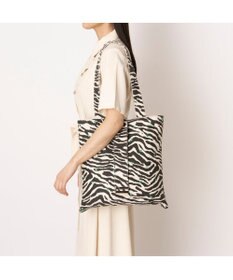 UNBILLION カカトゥ kakatoo / ハートエンブロイダリートート