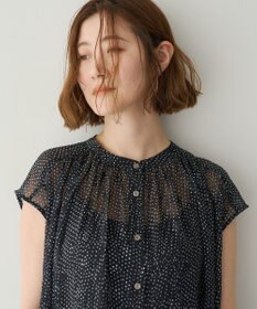 YECCA VECCA シアードット柄ブラウス