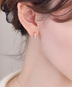 Phoebe 【金属アレルギー対応】【痛くないシリーズ】プチベゼルストーンフープライトフィットイヤリング　シャンパンゴールド