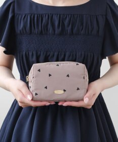 TOCCA 【撥水】DANCING LOVE POUCH ポーチ