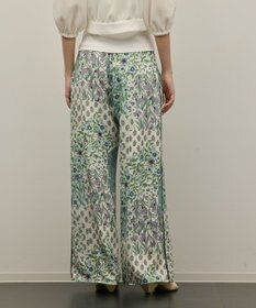 GRACE CONTINENTAL プリントイージーパンツ