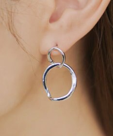 Tiaclasse ダブルリングピアス