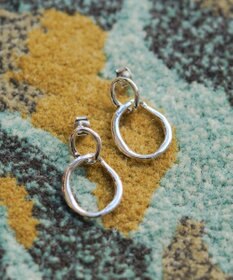 Tiaclasse ダブルリングピアス