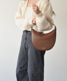 INTER-CHAUSSURES 【CHRISTIAN VILLA】ミディアムサイズレザーホーボーバッグ