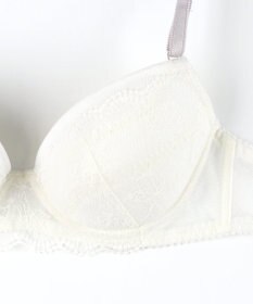 Wing ジュニアブラ カップ別設計 なりたいバストにメイク 【AFTER STEP まるくボリュームがでてきた胸に】 高校生 ブラジャー RB2555 ウイング／ワコール