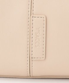 Y'SACCS ハーフムーンボディショルダーバッグ