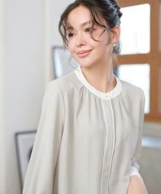 Tiaclasse イージーケア配色スタンドカラーブラウス