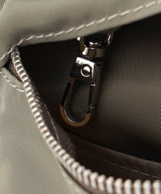 Y'SACCS フロントポケットベーシックリュック