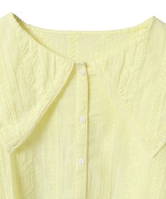 earth music&ecology ビッグカラー刺繍ブラウス