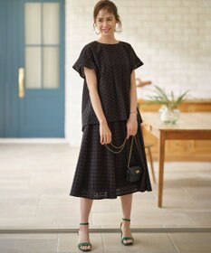 組曲 【洗える】エンブロイダリーレース チュニックブラウス