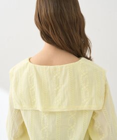 earth music&ecology ビッグカラー刺繍ブラウス