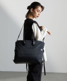 Y'SACCS ナイロン×リサイクルレザー　ホック2WAYトート　Mサイズ
