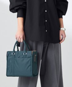 Y'SACCS ツイルナイロン　スクエアトート　Sサイズ