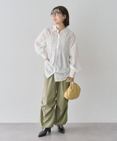 Green Parks 表面感サテンタックパンツ