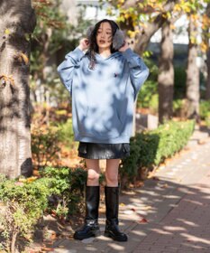 WEGO 【ユニセックス着用ITEM/SMLサイズ展開/裏起毛】ワンポイント刺繍プルパーカー