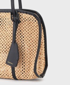 GRACE CONTINENTAL ORSETTOスクエアーバッグ