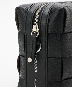 IACUCCI ＜GISELe 10月号掲載＞ベルタ S CERVO