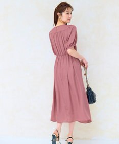 Feroux 【洗える】ギャザーデザインパフスリーブワンピース