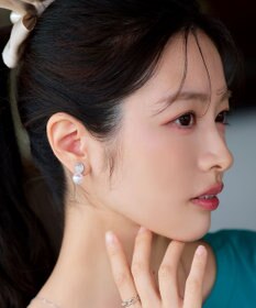 Tiaclasse 【金属アレルギー対応】グリッターパールピアス・イヤリング