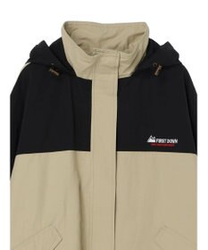 AMERICAN HOLIC ＦＩＲＳＴ　ＤＯＷＮ　バックフレアマウンテンパーカー