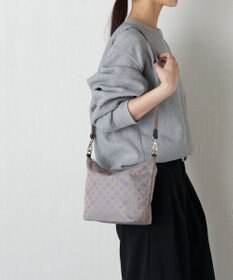 russet シンプルショルダーバッグ (CE-1243)