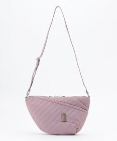 Y'SACCS ナイロンキルティングボディバッグ