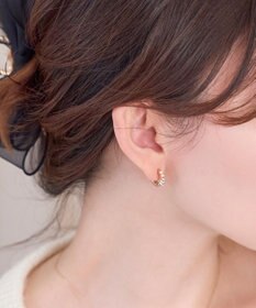 Phoebe 【金属アレルギー対応】【痛くないシリーズ】プチベゼルストーンフープライトフィットイヤリング　シャンパンゴールド