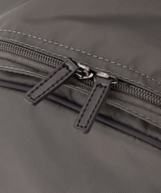 Y'SACCS 【Y’SACCS vous et】ナイロン×ポリウレタン リュック