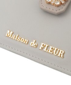 Maison de FLEUR 配色ビジューフラグメントケース