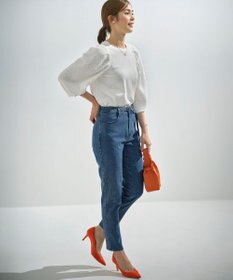 組曲 ライトデニム ベルト付きストレートパンツ