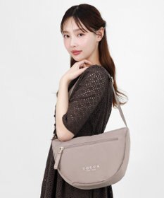 TOCCA 【サスティナブル素材・WEB＆一部店舗限定】NUOTO NYLON POCHETTE ポシェット ベージュ系