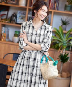 Tiaclasse 【洗える】小顔効果も期待できるスキッパーシャツワンピース