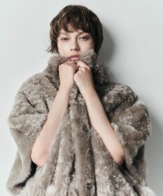 GRACE CONTINENTAL ムートンポンチョコート