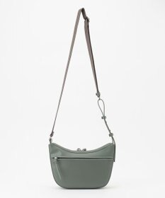 Y'SACCS ハーフムーンボディショルダーバッグ