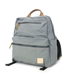 Regalo Felice 【ポケット充実 / A4サイズ対応 / 軽量】リュック / REGALO