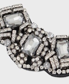 GRACE CONTINENTAL ビジューカーブブローチ