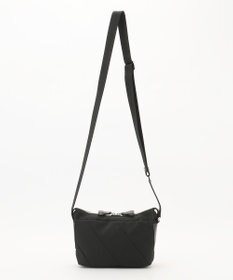 Y'SACCS ストリームラインポシェット