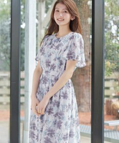 Tiaclasse 大花柄シフォンワンピース