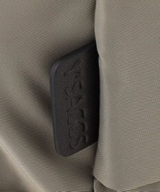 Y'SACCS トリプルポケットベーシックショルダー