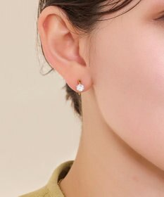 Phoebe 【痛くないシリーズ/金属アレルギー対応】スターリスビジューライトフィットイヤリング　ゴールド