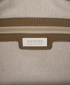 IACUCCI アミーカ CERVO