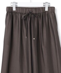 23区 【先行予約】クールタッチタフタ ワイドパンツ